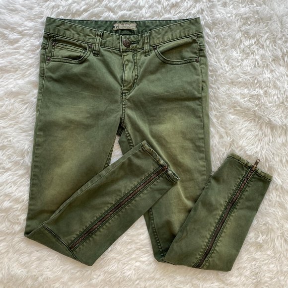 Free People Mid Rise Sueded Utility Cargo Zip Ankle Pants in Green - Picture 2 of 11